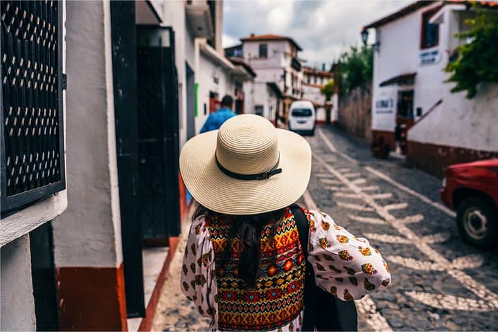 2-Day Cuernavaca, Taxco & Mil Cascadas: Colonial Towns and Waterfall Adventure from Mexico City