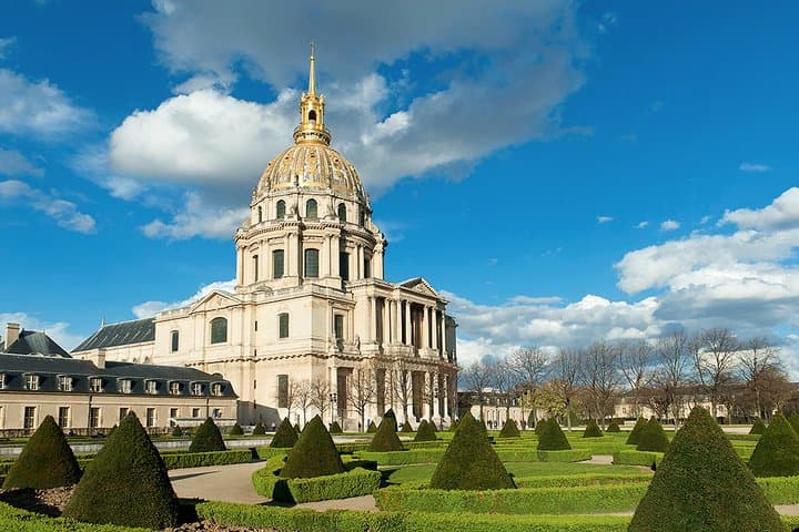 Private Paris Minibus Tour with One-Hour Seine Cruise — Morning or Afternoon photo 3