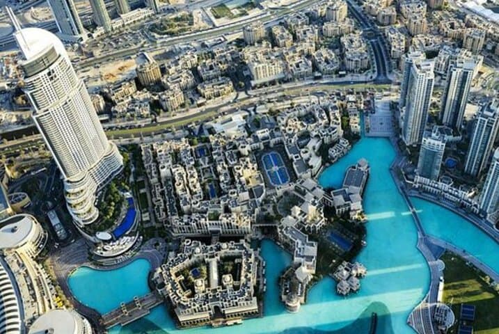 Dubai Marina Luxury Yacht Tour: Breakfast & BBQ Cruise Along Palm Jumeirah photo 3