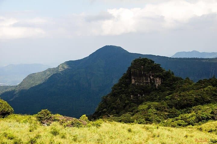 Camping Knuckles Peak Trail: Overnight Guided Trek from Kandy