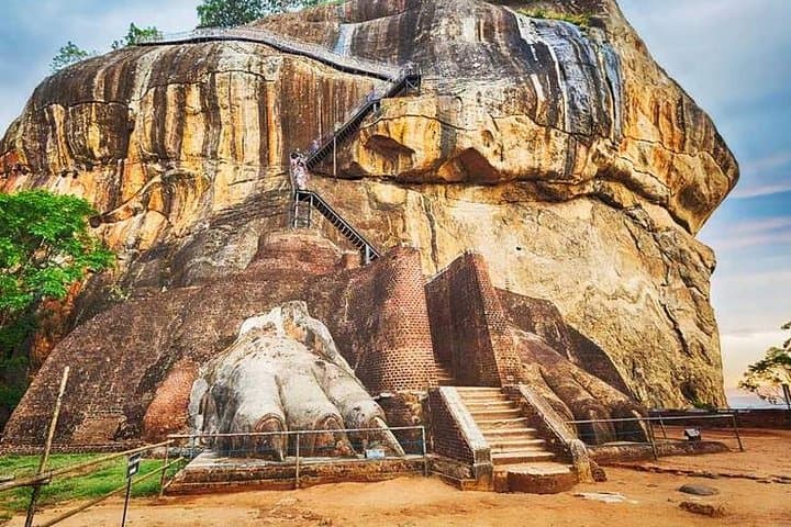 Sigiriya Rock & Hiriwadunna Village Day Trip — Bullock Carts, Lake Cruise & Lion Rock Climb photo 3