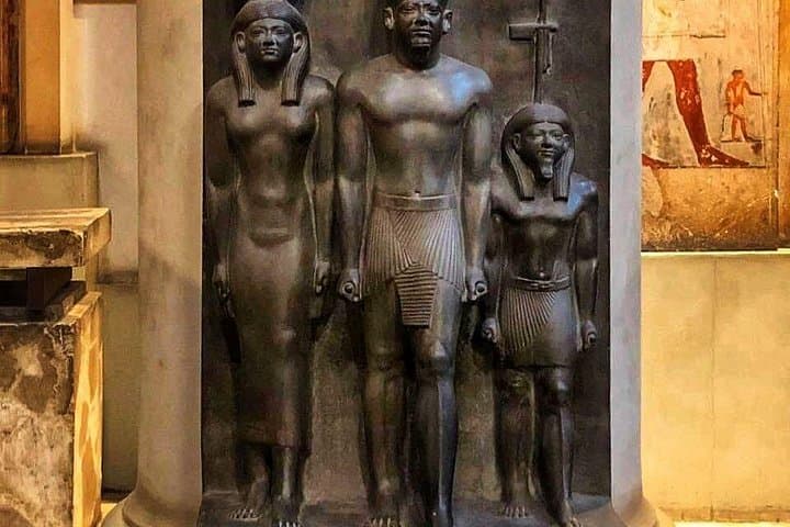 Cairo Private Day Tour to Giza Pyramids, Sphinx, Egyptian Museum & Khan Al Khalili photo 2