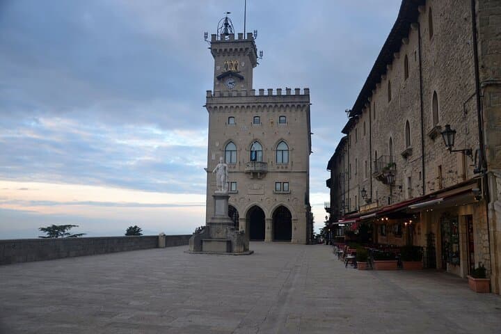 Historic San Marino Walking Tour: Guaita Tower, Monte Titano & Cable Car photo 2