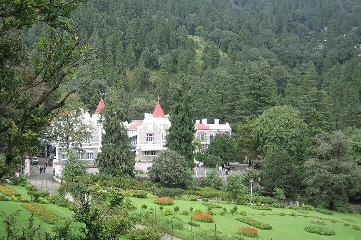 Nainital Nature Trek: 4-Hour Guided Walk to Naini Peak & Lake Views photo 4