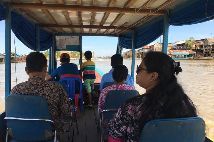 Kampong Phluk Half-Day: Stilt Village & Tonle Sap Boat Ride photo 3