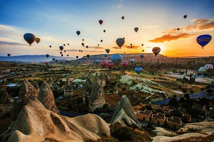 4-Day Cappadocia City Break: Cave Hotel, Fairy Chimneys & Underground Cities