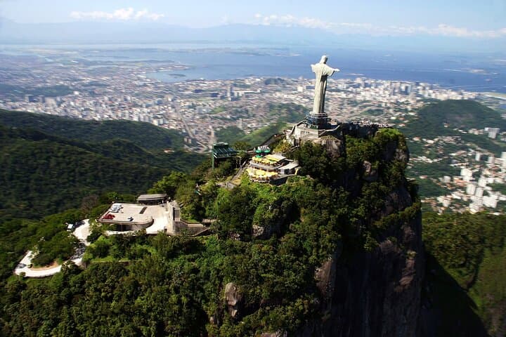 Helicopter Tour Over Rio de Janeiro: Sugarloaf or Lagoa Aerial Flight photo 4