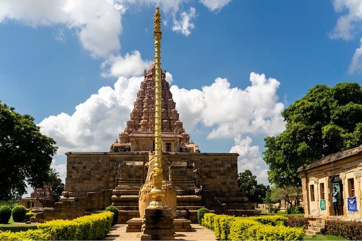 Thanjavur Day Trip from Madurai: Explore Brihadeeswarar Temple & Maratha Palace photo 2