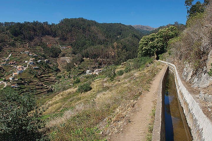 Levada do Norte Walk: Madeira’s Classic South-Coast Levada Hike