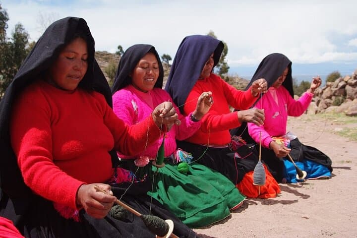 3-Day Classic Puno Tour: Lake Titicaca, Uros & Taquile with Sillustani photo 4