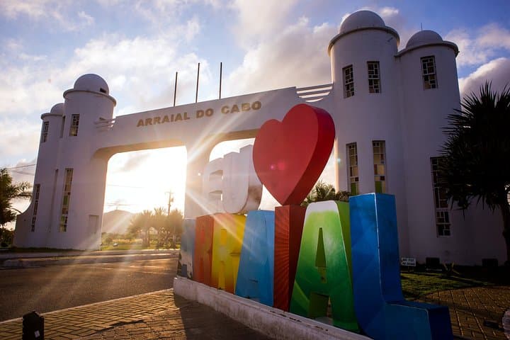 Arraial Day Trip: Boat Tour, Prainhas & Lunch from Rio de Janeiro photo 4