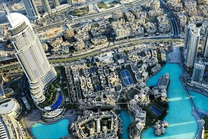 Sunset Views from Burj Khalifa Level 124 with Dinner at The Burj Club photo 6
