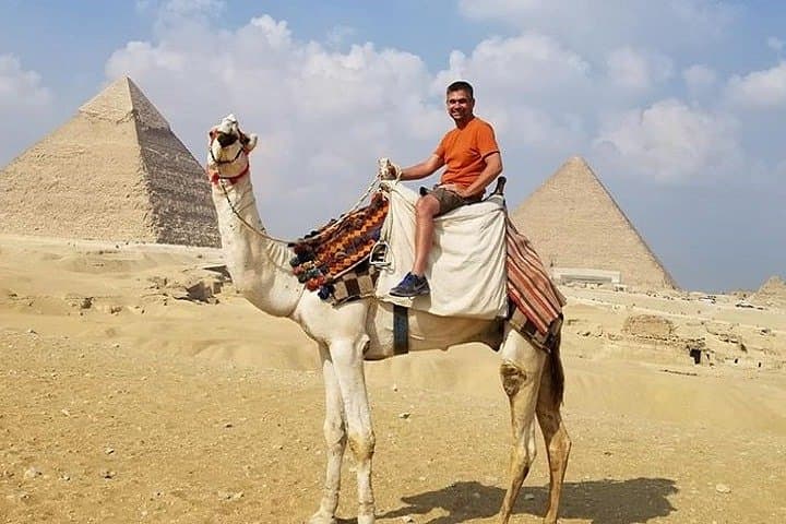 3-Day Private Cairo Tour: Pyramids, Egyptian Museum & Old Cairo with Airport Transfer