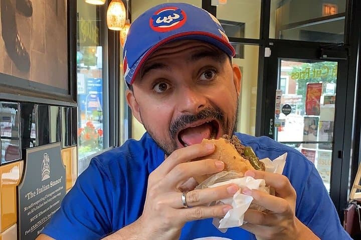 Private Chicago Foodie Walking Tour: Deep Dish, Italian Beef & Iconic Sights photo 3