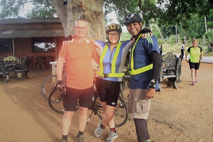 9-Day Hill Country Cycling Adventure in Sri Lanka: Kandy to Galle photo 3