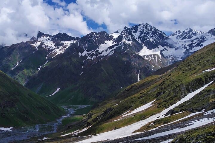 Tirath Expedition Trek to Tirath Hans Kund & Saketi Top — Great Himalayan National Park photo 2