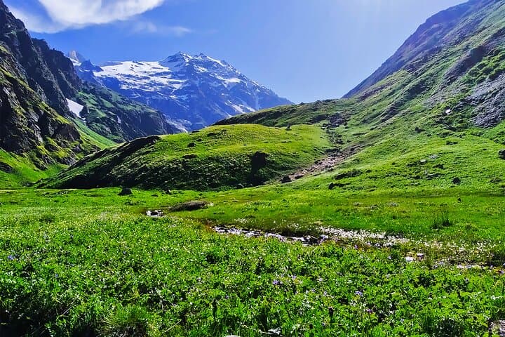 Tirath Expedition Trek to Tirath Hans Kund & Saketi Top — Great Himalayan National Park photo 6