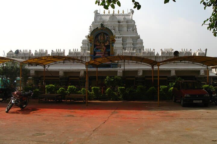 Warangal Day Trip from Hyderabad — Forts, Temples & Kakatiya Heritage photo 2