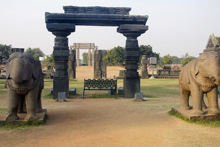 Warangal Day Trip from Hyderabad — Forts, Temples & Kakatiya Heritage photo 4