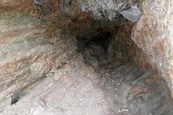 5-Day Volta Adventure Tour: Hike Afadjato, Wli Falls & Cultural Caves photo 3