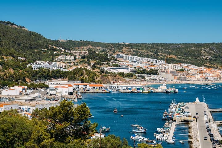 Arrábida & Wine Experience Private Tour — Arrábida Natural Park and Setúbal Wine Tasting