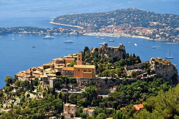 Nice to Monaco Private Shore Excursion: Eze, Villefranche & Monte Carlo Day Tour photo 5