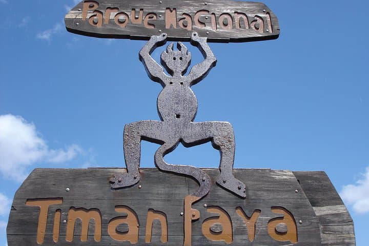 Private Luxury Half-Day Tour to Timanfaya National Park with Camel Ride photo 1