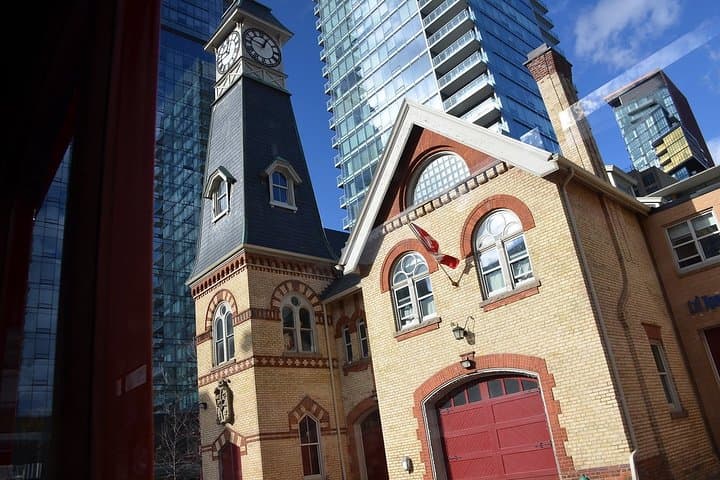 Private 4-Hour Toronto City Tour: Casa Loma, St. Lawrence & Local Markets photo 4