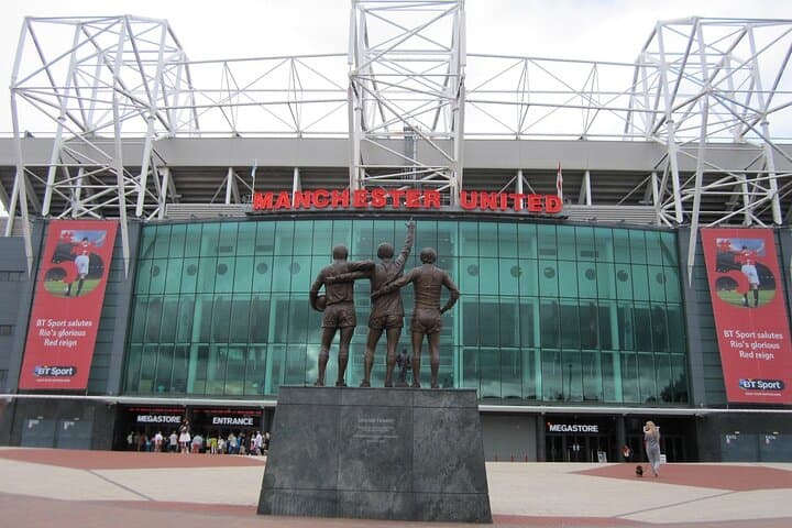 Private Manchester Walking Tour: History, Architecture & Football Highlights photo 5