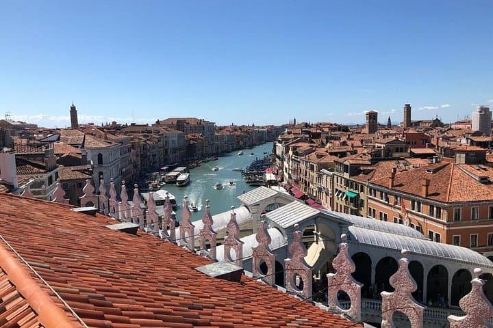 Venice St. Mark's Square to Rialto: Private Walking Tour + 30-Minute Gondola Ride photo 6