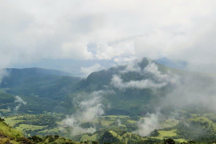 Riverston Guided Day Hike: Peaks, Pittawala Paththana & Sera Ella Waterfall photo 2