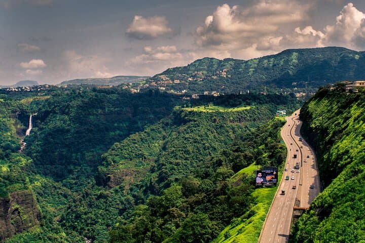 Full-Day Lonavala Excursion from Pune: Tiger's Point, Bhushi Dam & Narayani Dham photo 5