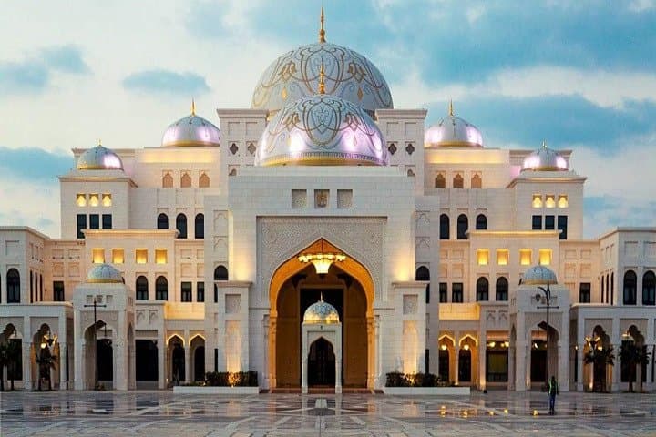 Private Full-Day Abu Dhabi City Tour from Dubai: Sheikh Zayed, Corniche & Culture photo 6