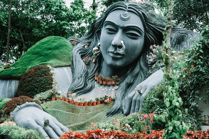 Chikmagalur Day Trip from Mysore: Mullayanagiri, Coffee Plantations & Hebbe Falls photo 6