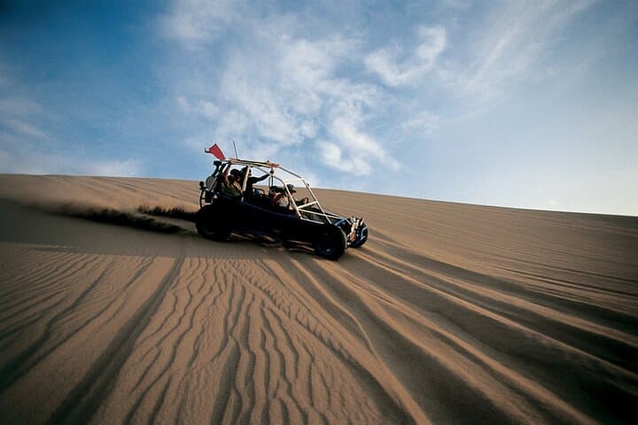 Paracas Sunset Dune Buggy & Sandboarding — Private Classic Magic Tour photo 3