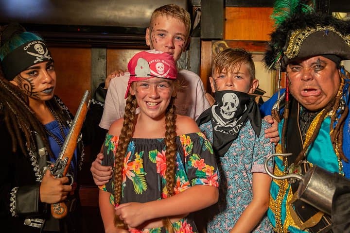 Cancun Speedboat & Magic Night Dinner: Snorkel Punta Nizuc and Party Cruise photo 3