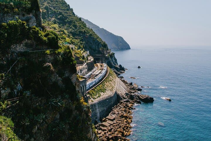 Private Trekking Tour in Cinque Terre with a Local Guide photo 5