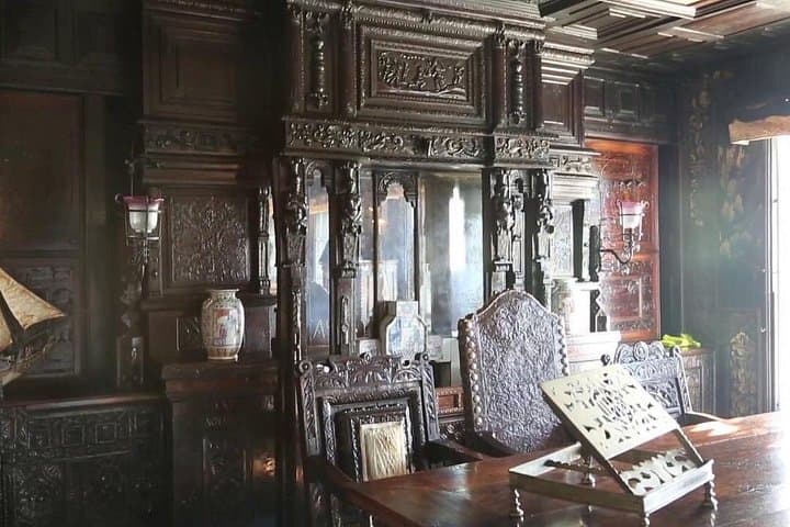 Guernsey Shore Walking Tour: Castle Cornet, Hauteville House & Saint Peter Port Sights photo 4