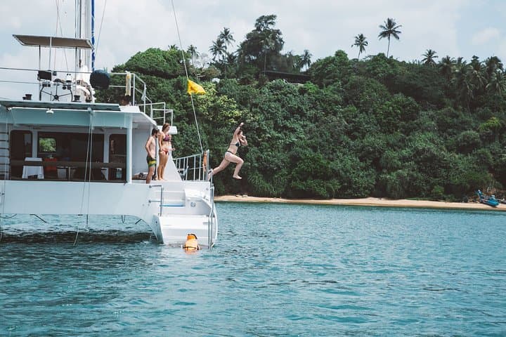 3-Day Sailing Vacation from Mirissa: Whale Watching, Galle Fort & Weligama Bay photo 1