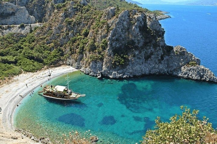 Kusadasi Essentials: 4-Day Ephesus & Pamukkale Tour Guide photo 3