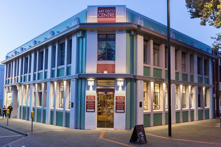 Private Customizable Tours Around Wellington: Tailored City, Coast and Birdwatching Excursions photo 5