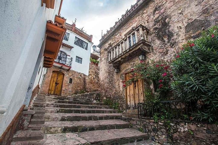 Day Tour to Taxco and Cuernavaca — Colonial Towns from Mexico City photo 3