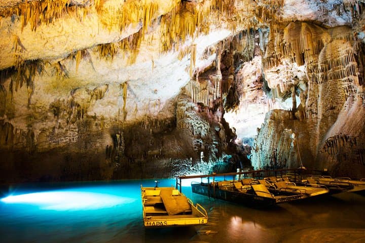 Private Half-Day Tour: Jeita Grotto and Harissa from Beirut photo 2
