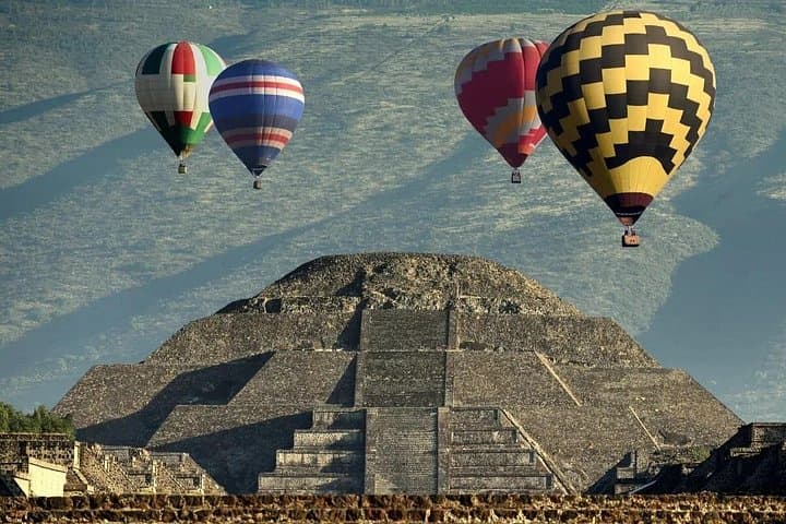 Hot Air Balloon Over Teotihuacan: Sunrise Flight and Pyramids Day Trip photo 1