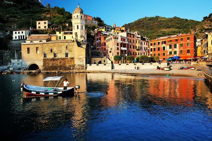 Cinque Terre Day Tour: Riomaggiore to Monterosso by Private Transport photo 4