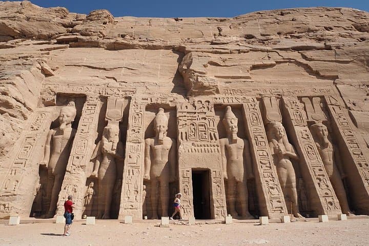 Luxor to Aswan 4-Night Nile Cruise with Hot Air Balloon, Abu Simbel & Temple Tours photo 3