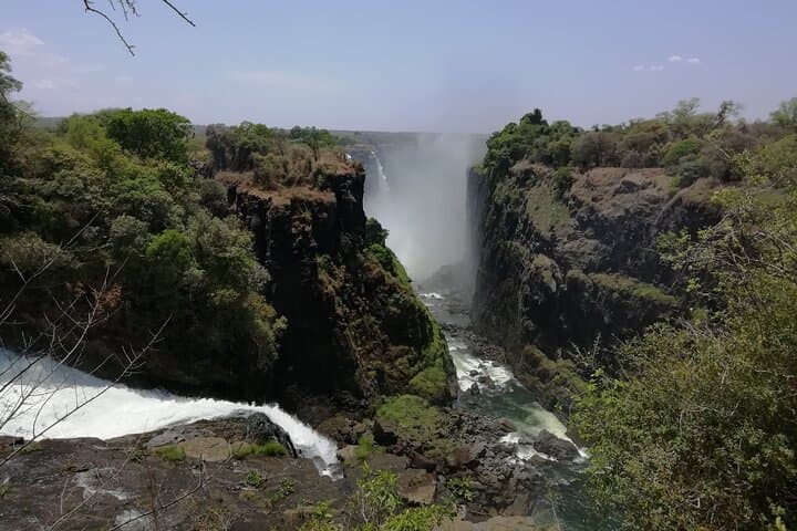 Victoria Falls Guided Tour and Helicopter Flight — Mosi-oa-Tunya Experience photo 3