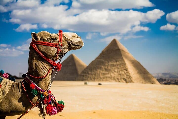 8-Day Egypt: Pyramids, Nile Cruise, Hot-Air Balloon & Abu Simbel photo 2