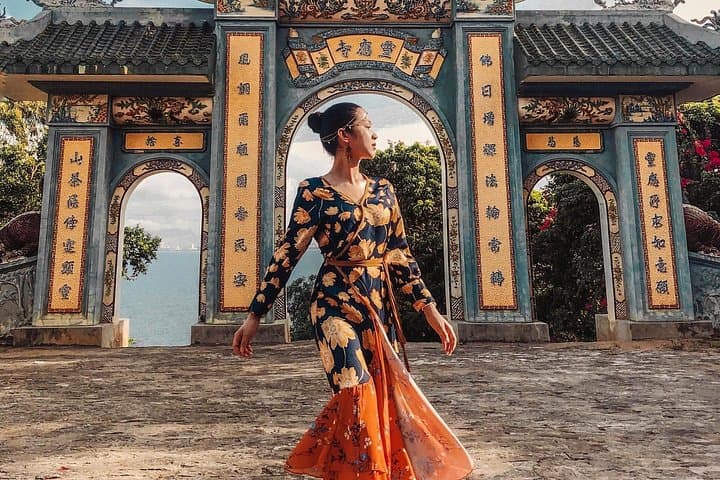 Da Nang Instagram Tour — One-Day Ba Na Hills, Golden Bridge & Marble Mountains photo 4