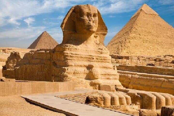 8-Day Egypt: Pyramids, Nile Cruise, Hot-Air Balloon & Abu Simbel photo 6